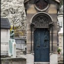 Gruft_Pere_Lachaise_Paris_2008_DSCF4452