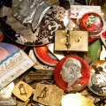 Orden-und-Anstecker-Shanghai-Markt